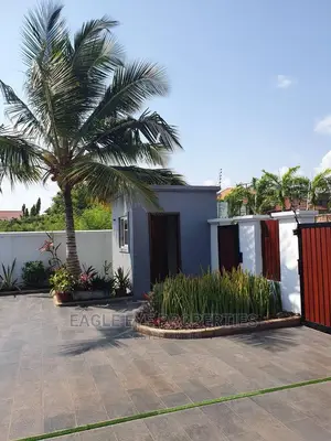5bdrm House in Airport Hills for sale