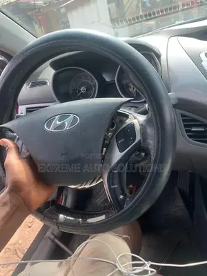 Hyundai Elantra 2013 Airbag