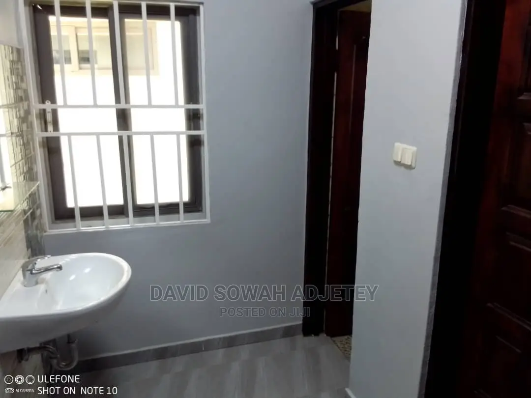 4bdrm House in East Airport for Rent