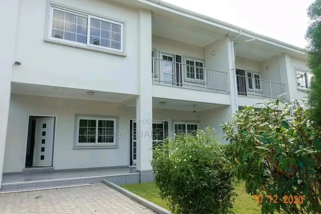 4bdrm Bungalow in Suadom Properties, Labone Junction for Rent