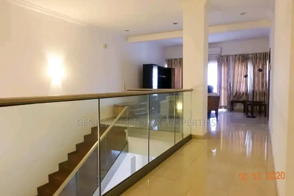 4bdrm Bungalow in Suadom Properties, Labone Junction for Rent