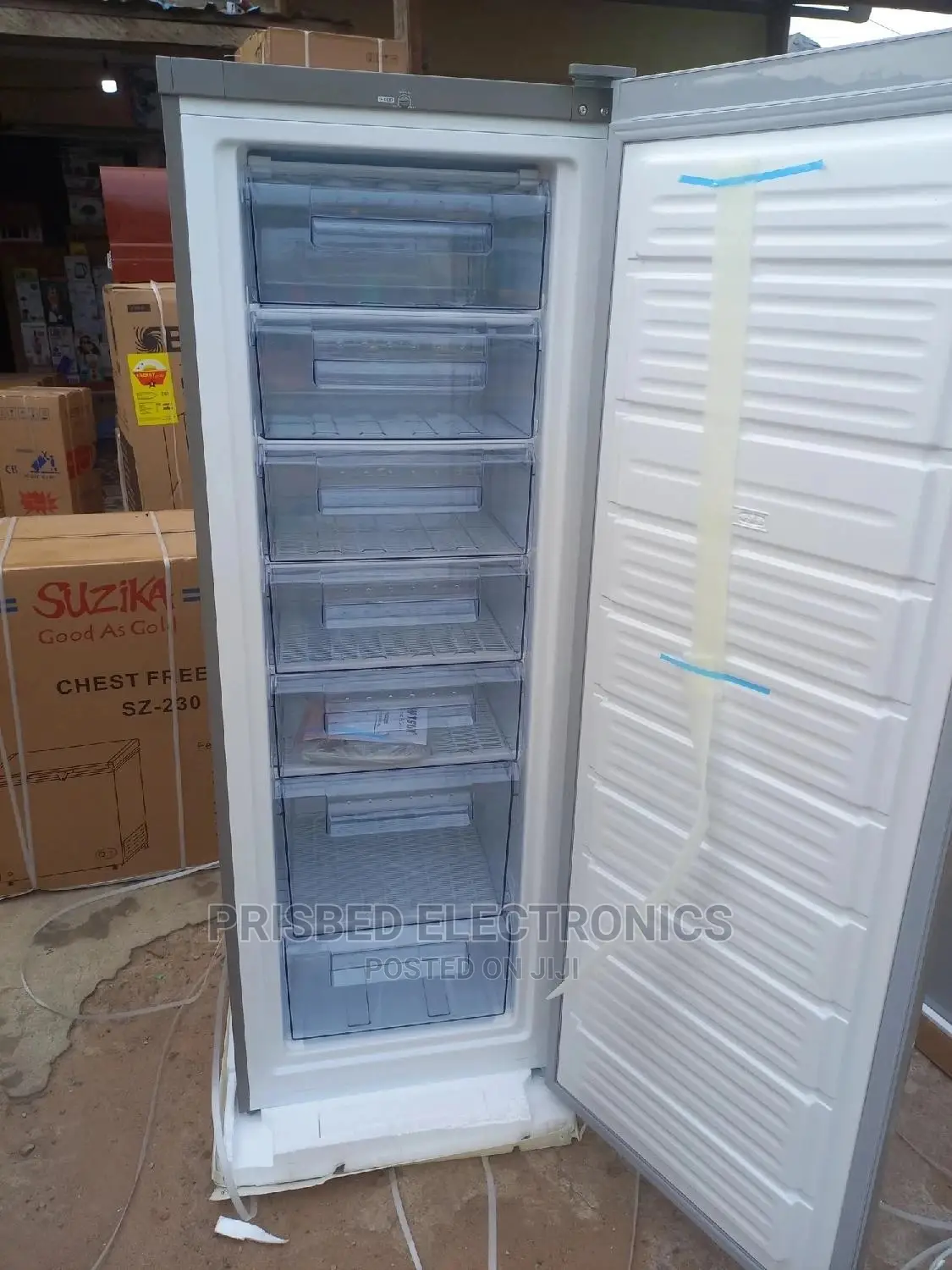 Mitsui Durable Upright Freezer 225 Litres