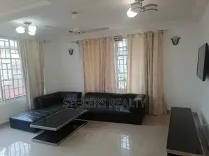 Furnished 3bdrm Apartment in Seekers Realty, Coffee Shop Area for rent