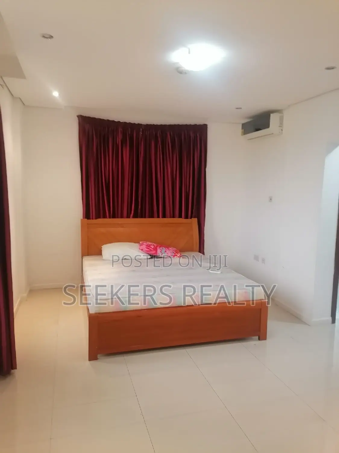 Furnished 2bdrm Apartment in Seekers Realty, Coffee Shop Area for rent