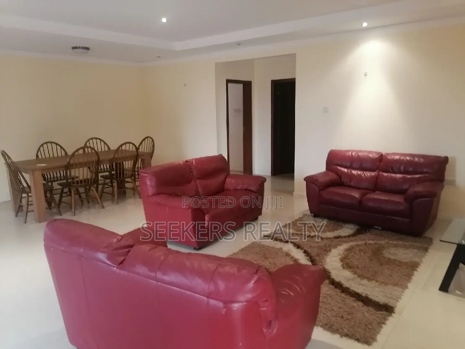 Furnished 2bdrm Apartment in Seekers Realty, Coffee Shop Area for rent