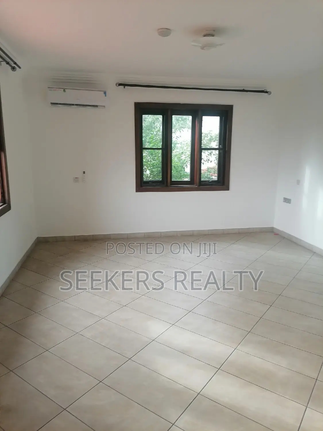 Furnished 4bdrm Townhouse / Terrace in Seekers Realty, US Embassy Area