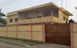 10bdrm House in Cantonments for Sale
