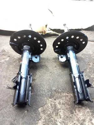 Nissan Rogue Front Shocks 2007 2008,2009,2010,2011,2012,2013