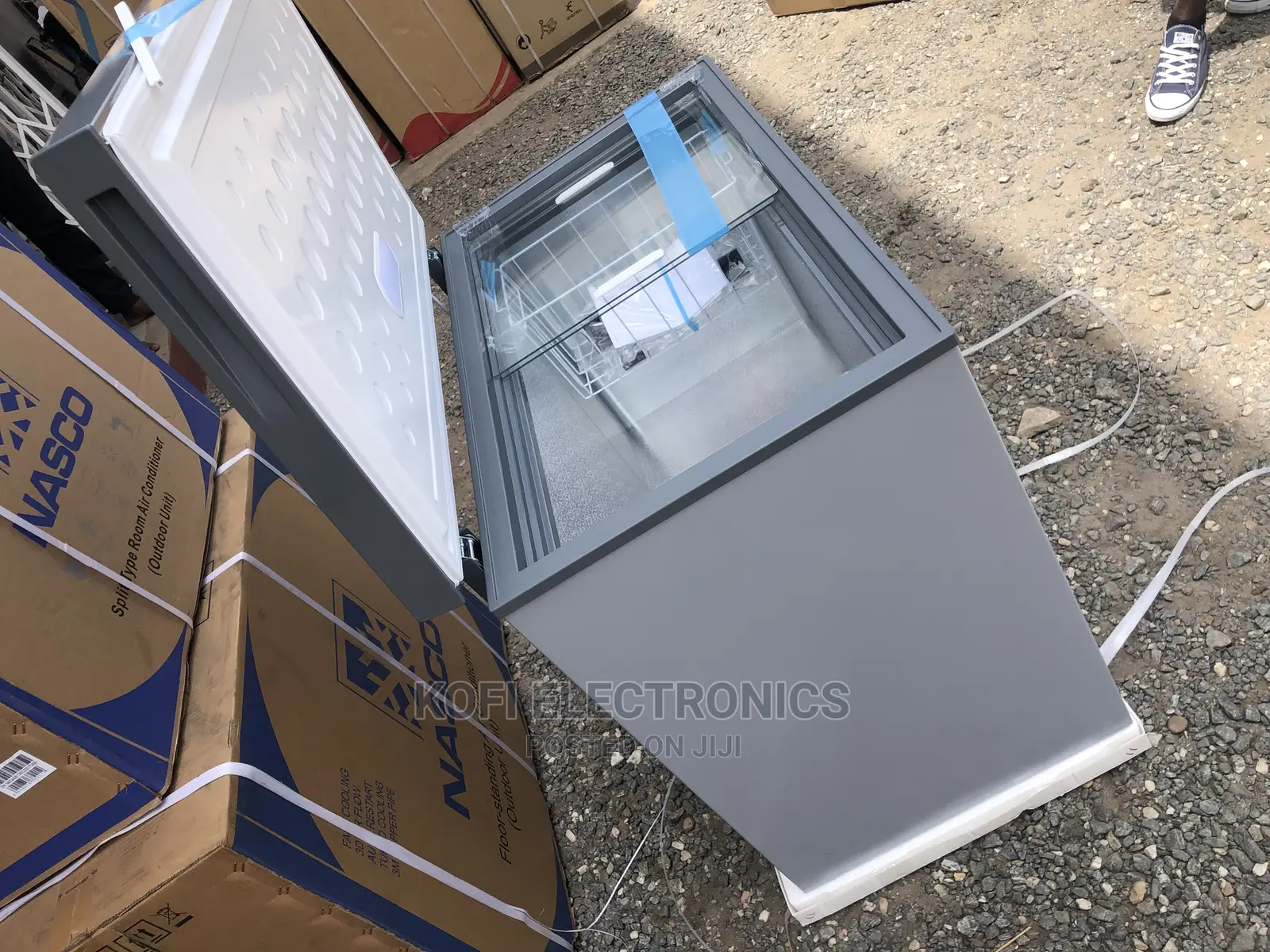 Rainbow 200 Liters Chest Freezer in Stock