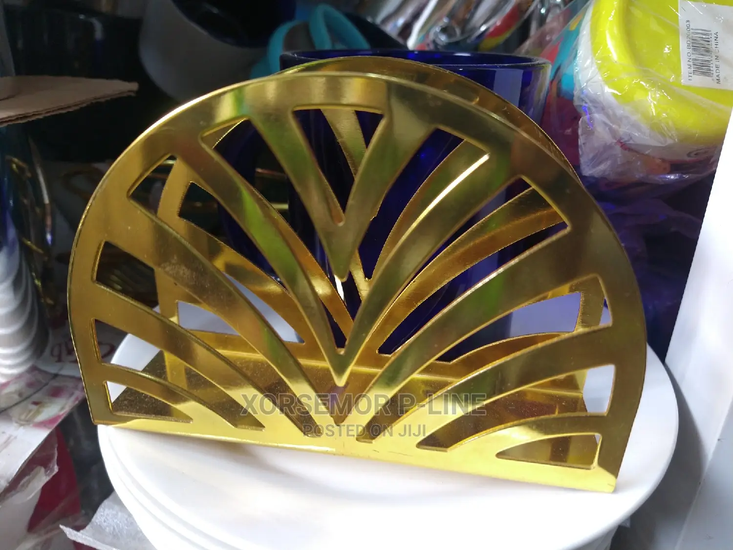 Golden Tissue Paper Stand