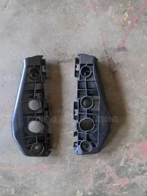 Corolla 2009 - 2013 Fender Locker