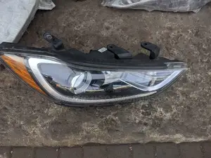 Elantra 2016 - 2018 Headlights