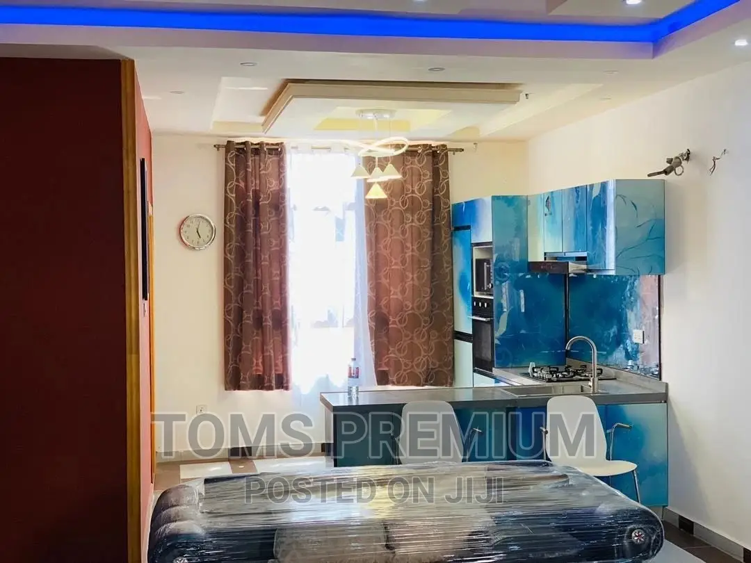Furnished 4bdrm Chalet in School Junction for rent