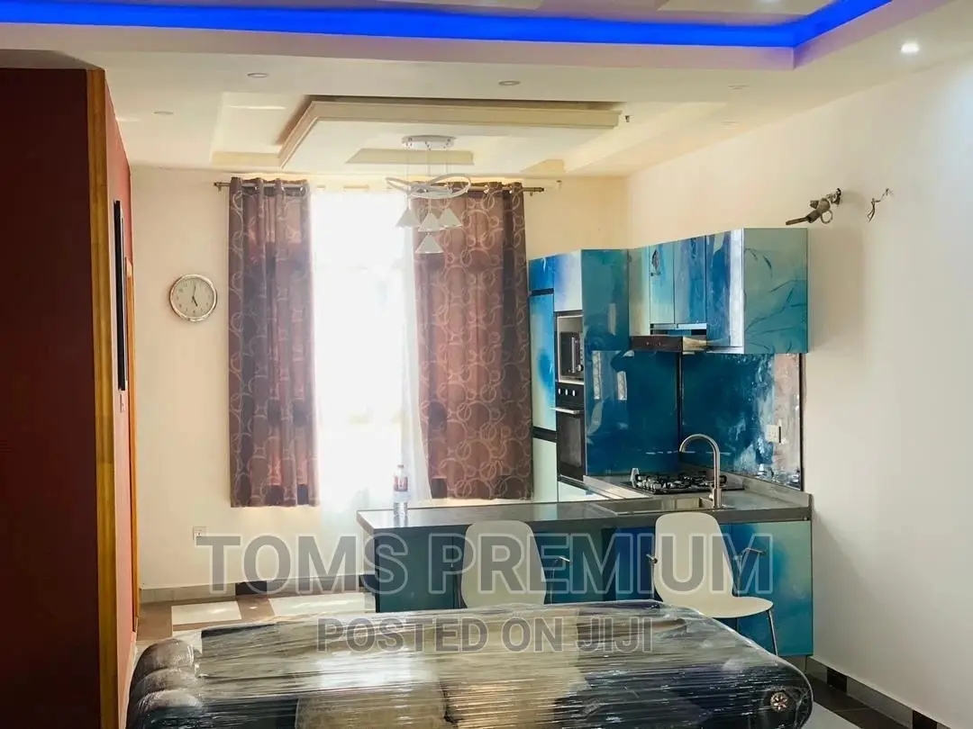 Furnished 4bdrm Chalet in School Junction for rent
