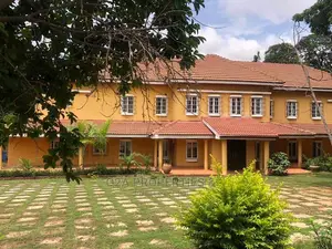 6bdrm House in Papaye for sale