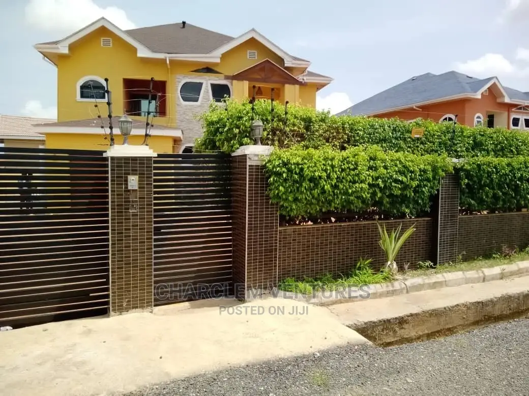 Furnished 4bdrm Duplex in East Legon for Rent