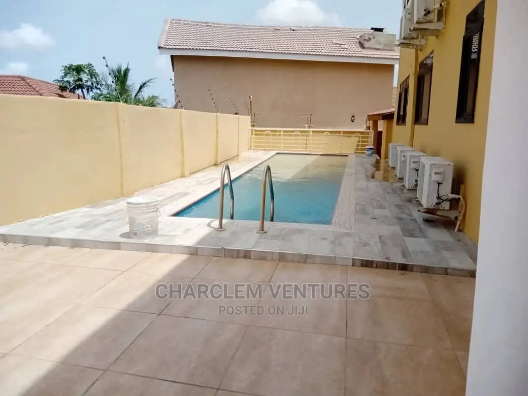 Furnished 4bdrm Duplex in East Legon for Rent