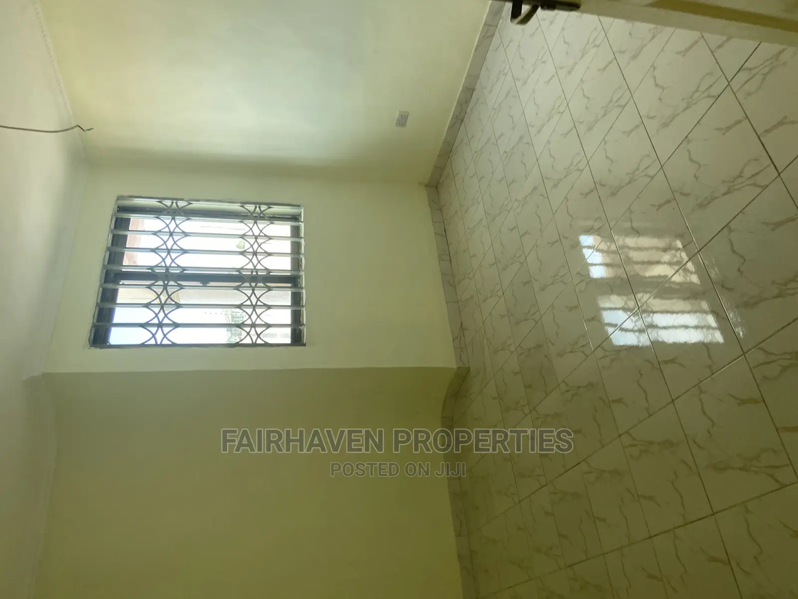 3bdrm Apartment in Tseaddo, Teshie for rent