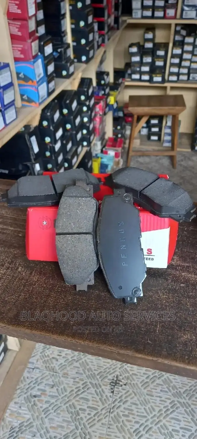 Rav4 2013-2017 Front BRAKE PAD Pair in Stock