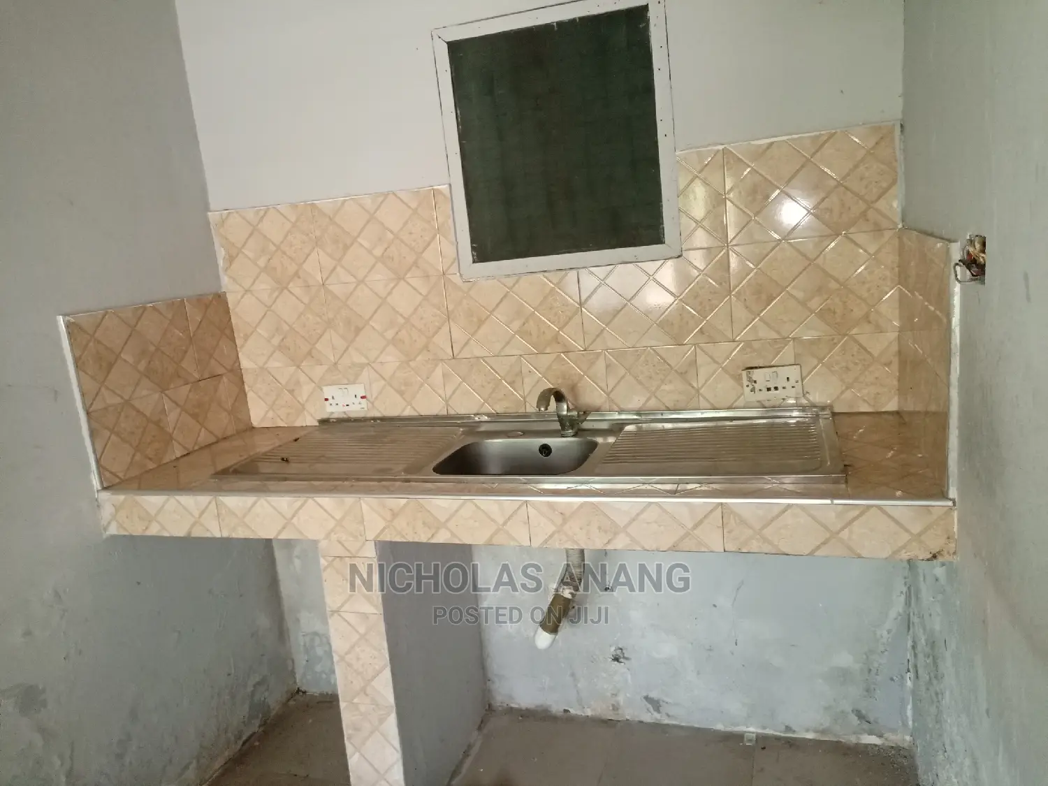 1bdrm House in The Dorns Properties, New Town for rent