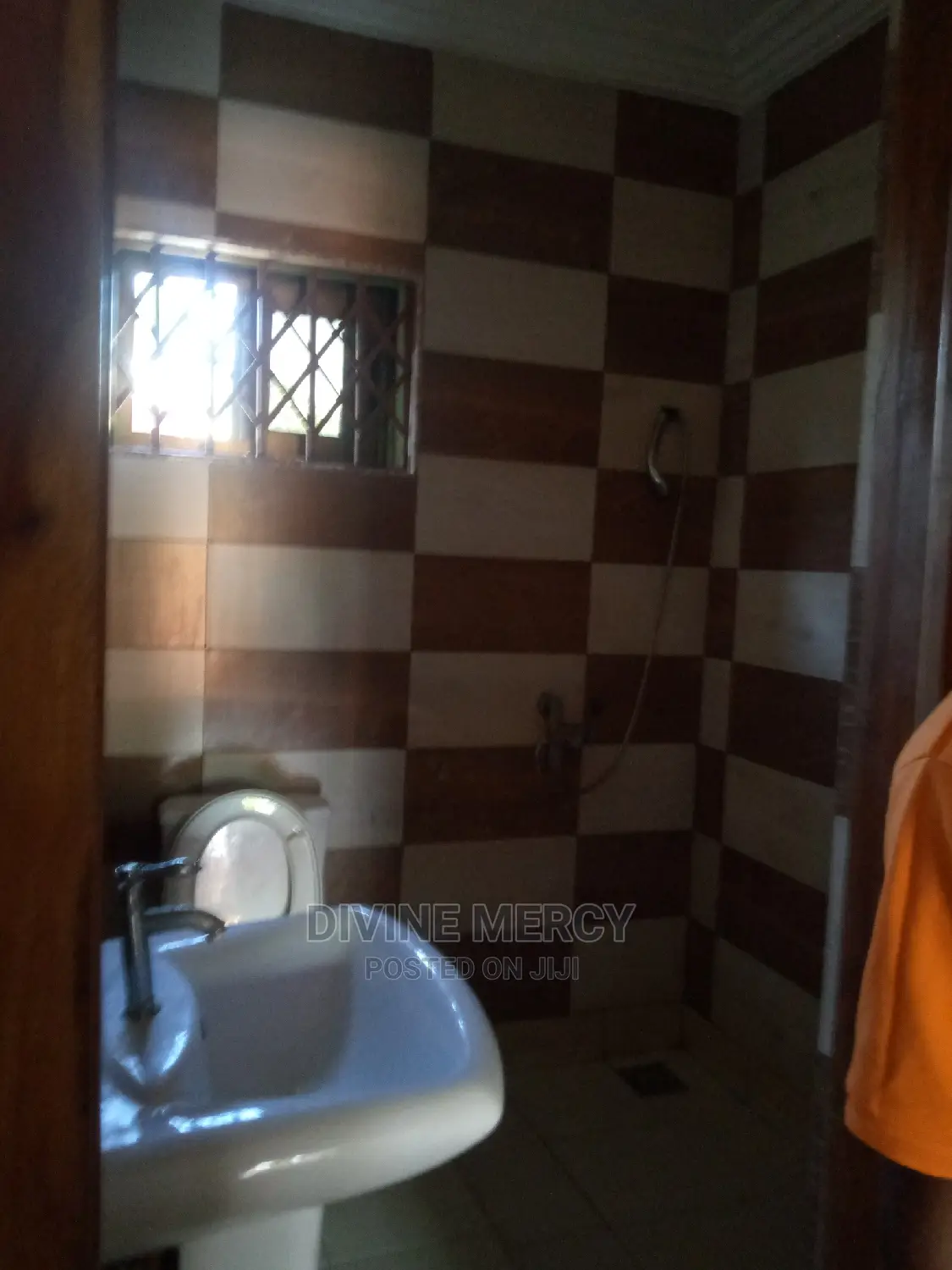 1bdrm Apartment in Adade Kasoa, Awutu Senya East Municipal for rent