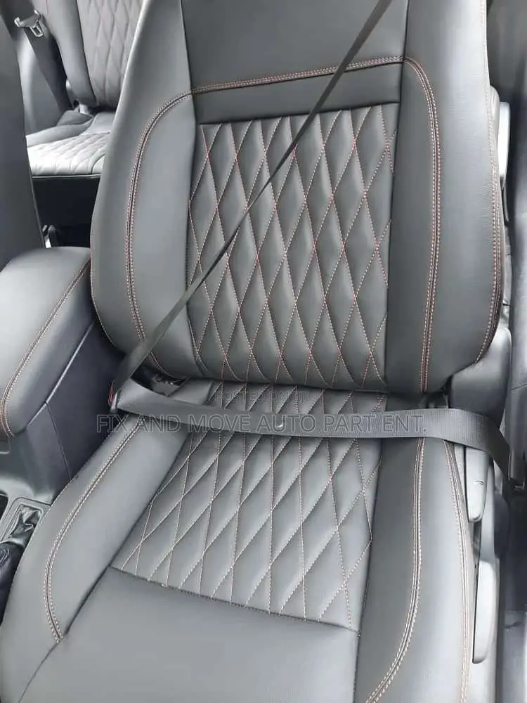 Quality Leather Seat Cover/ Dashboard/ Door Card Upholstery