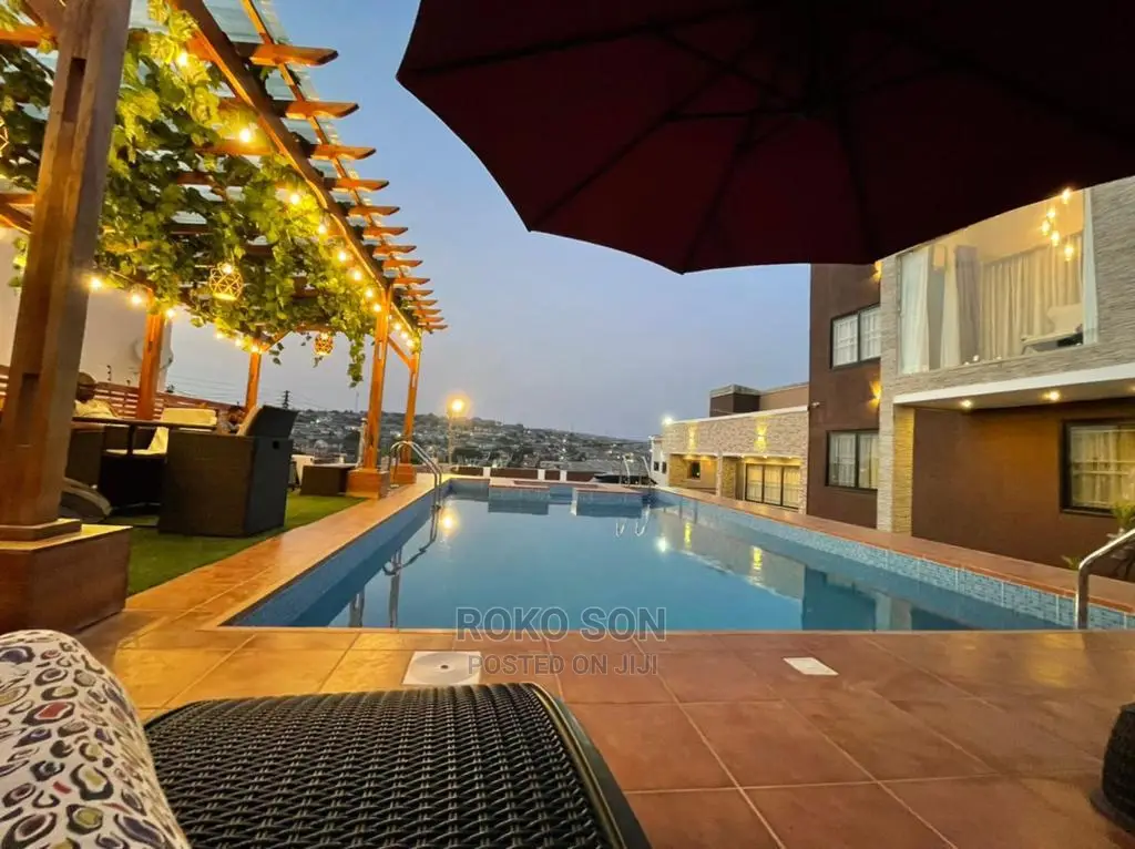 Furnished 5bdrm Mansion in 654, Nyanmekye for sale