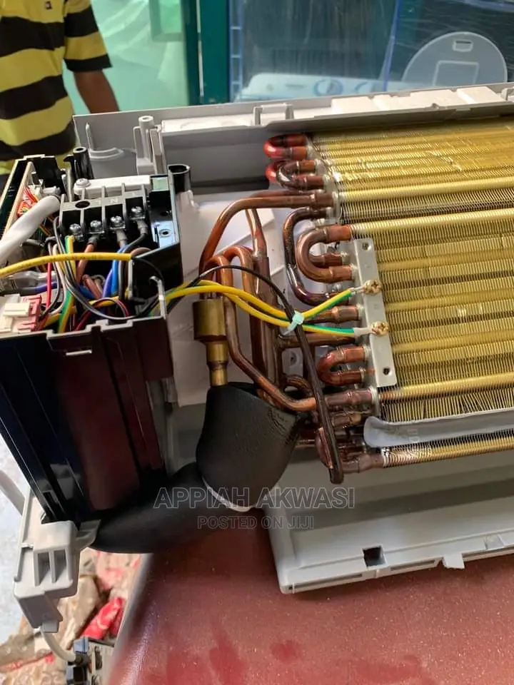 Aircoditioner Fixing and Installation