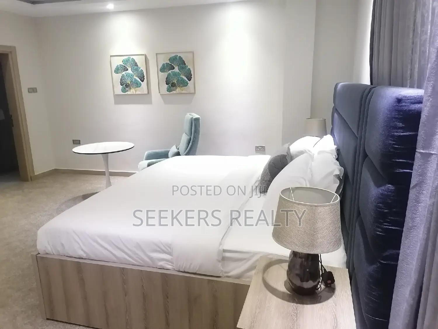 Furnished 2bdrm Apartment in Seekers Realty, Oxford Street for Rent