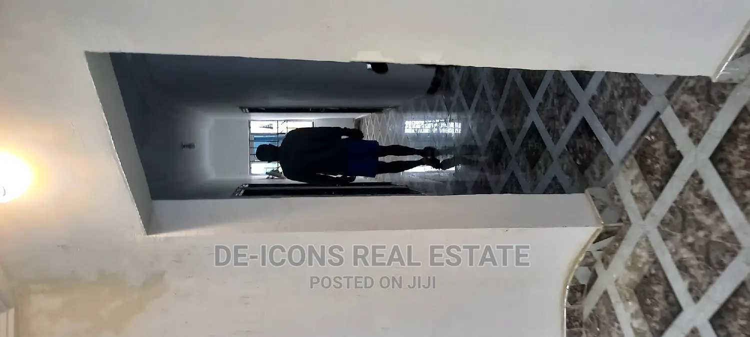 3bdrm House in De-Icons, Awutu Senya East Municipal for sale