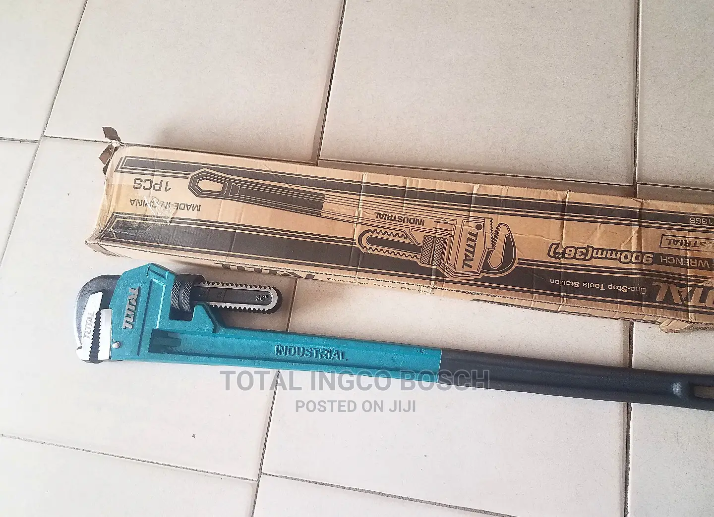 36" Total Industrial Pipe Wrench 900mm
