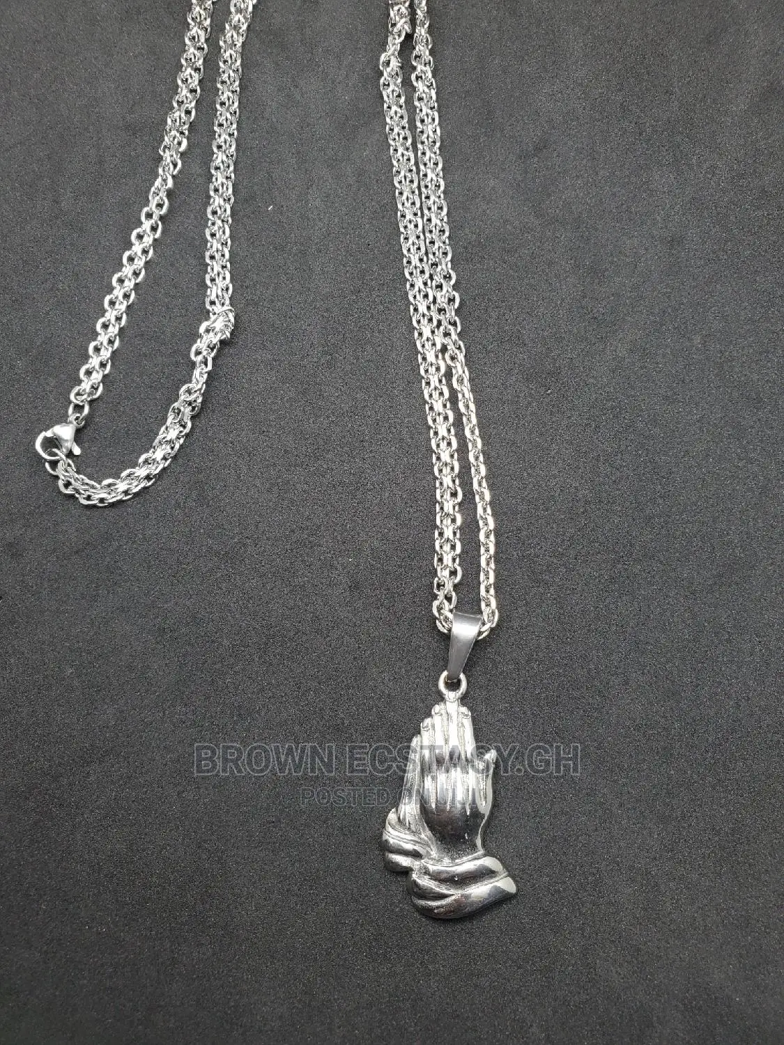Pray Necklace