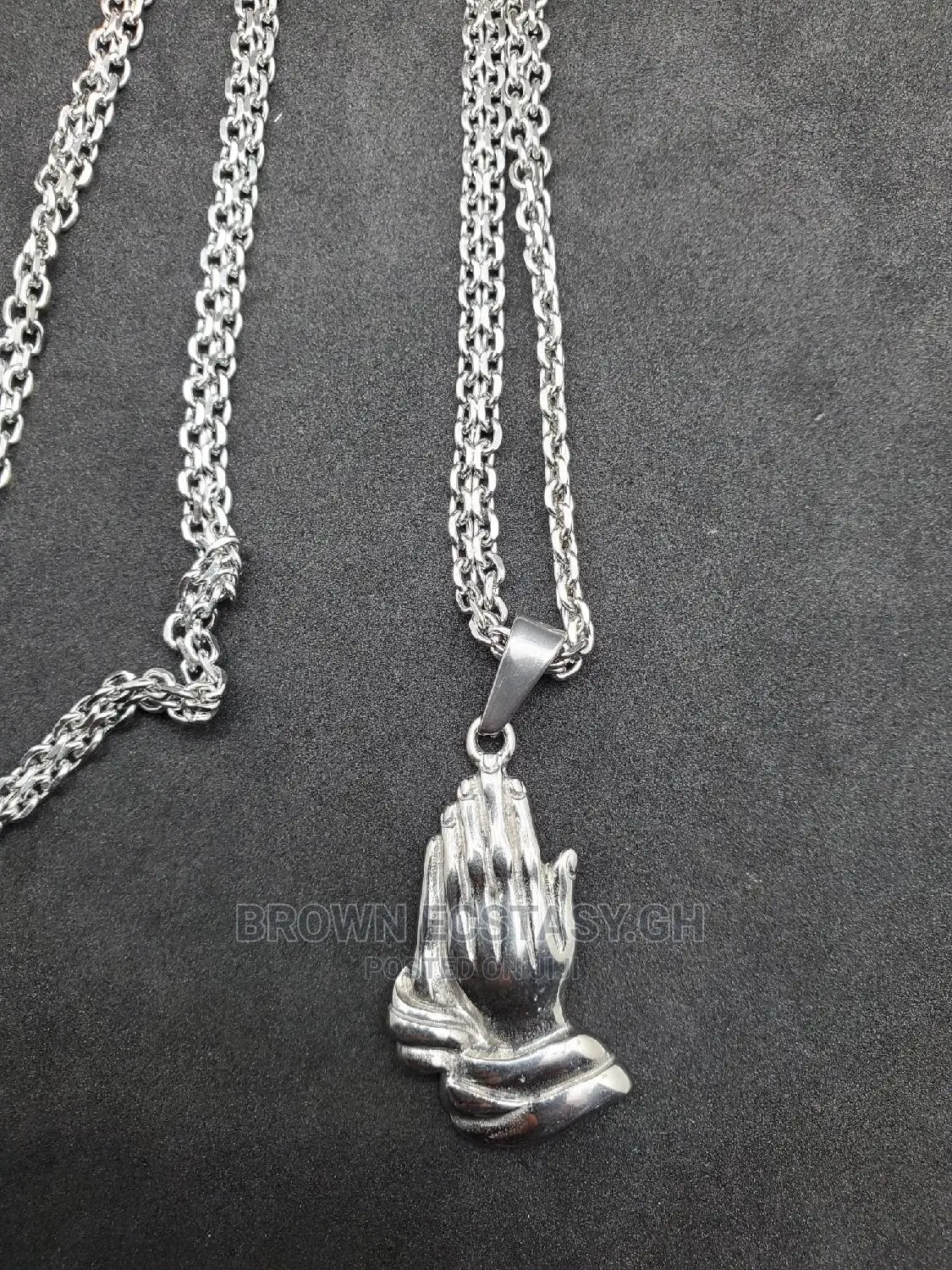 Pray Necklace