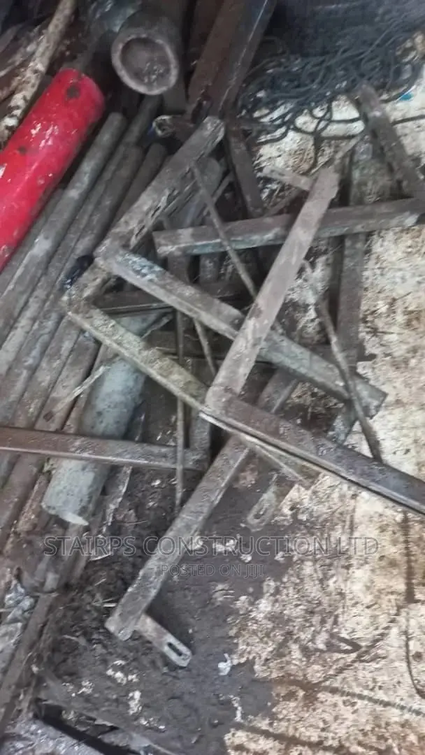 Italian Scaffolds and Building Materials and Tools for Sale