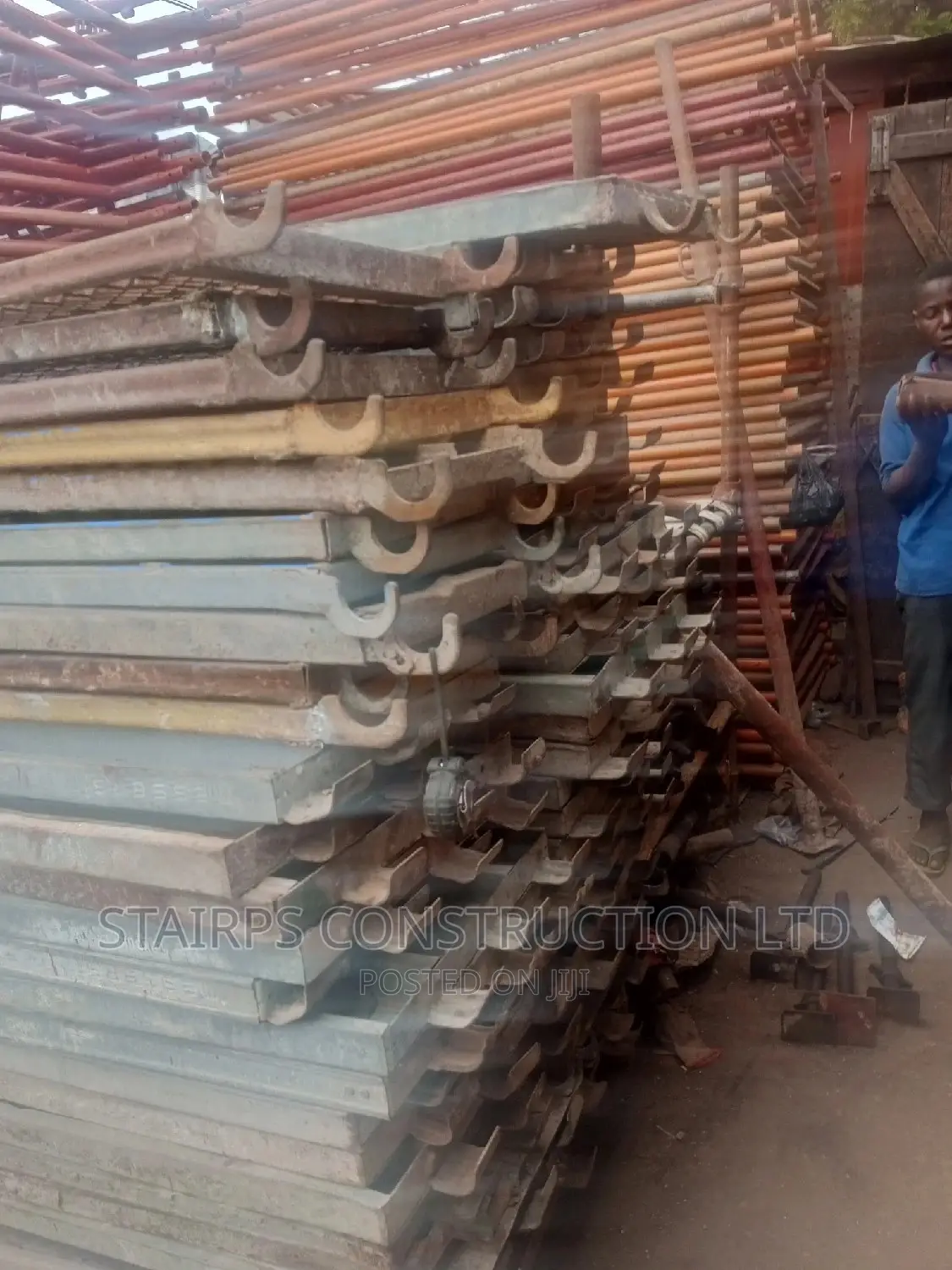 Italian Scaffolds and Building Materials and Tools for Sale