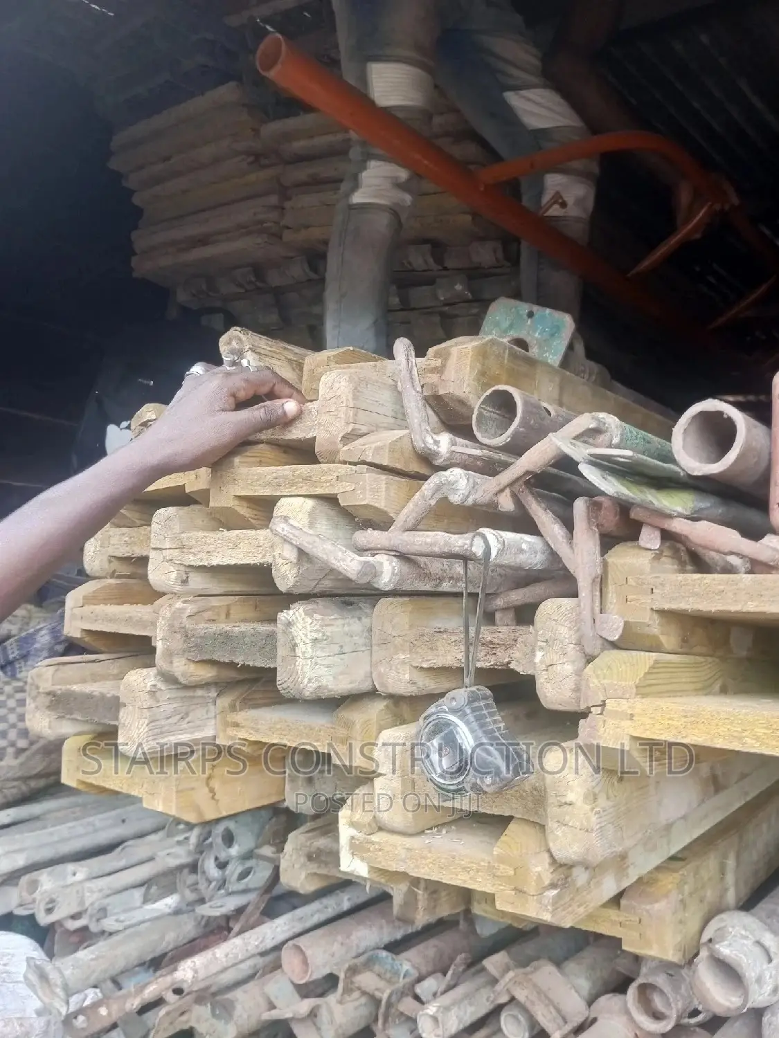 Italian Scaffolds and Building Materials and Tools for Sale