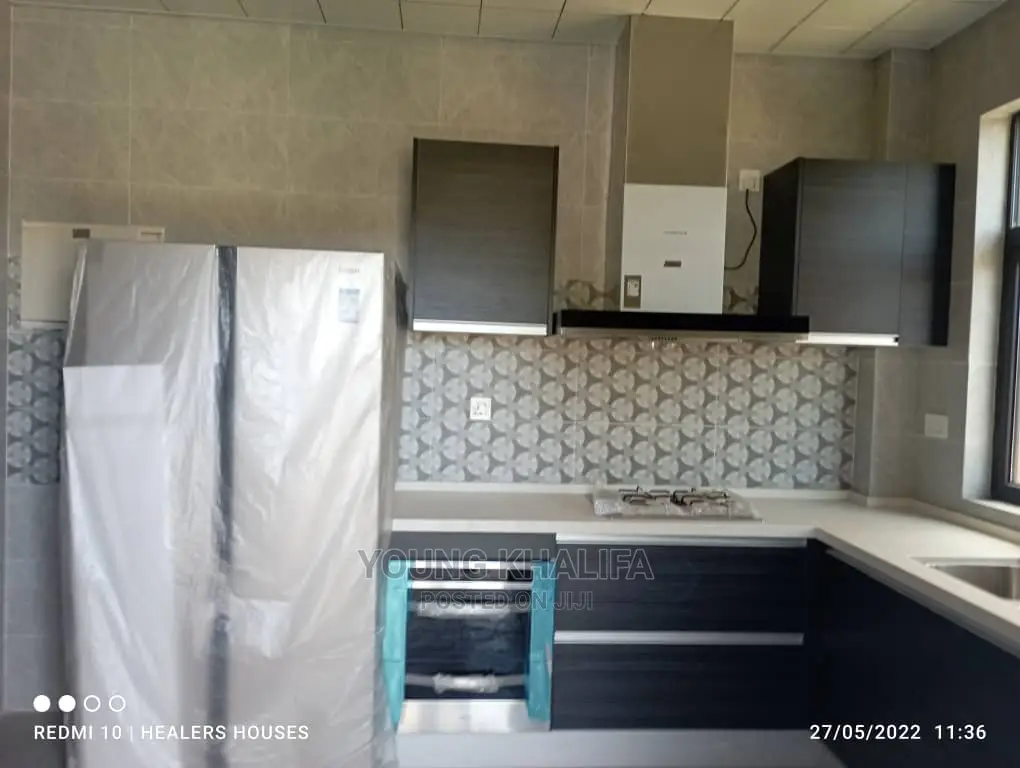 Furnished 6bdrm House in East Legon for sale