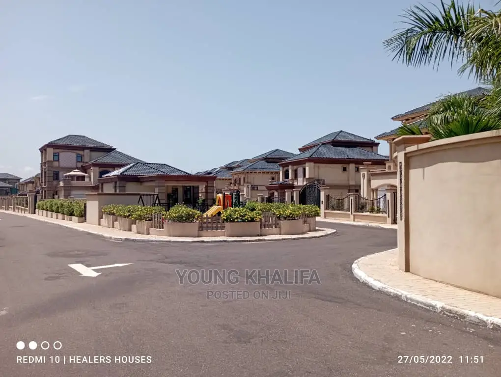 Furnished 6bdrm House in East Legon for sale