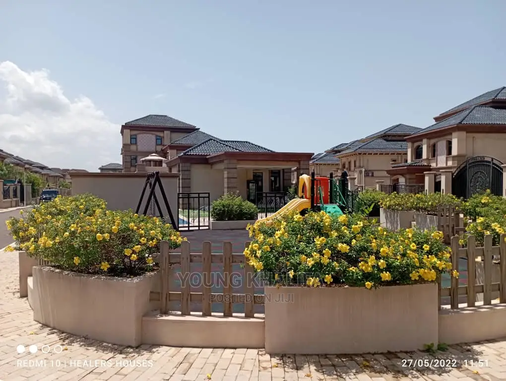 Furnished 6bdrm House in East Legon for sale