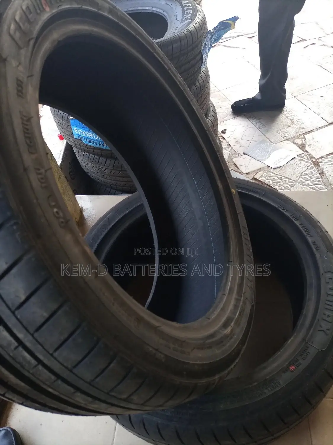 215/45r17 Sports Tire Tyre for Elantra Corolla