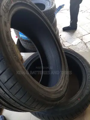 215/45r17 Sports Tire Tyre for Elantra Corolla