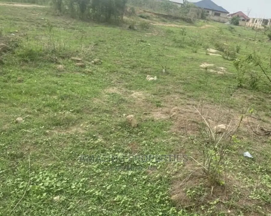 0.32acre of Land at Dzorwulu