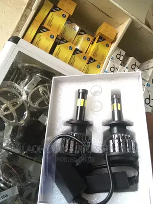 White HEADLIGHT LED BULB for All Cars Available Benz/Toyota