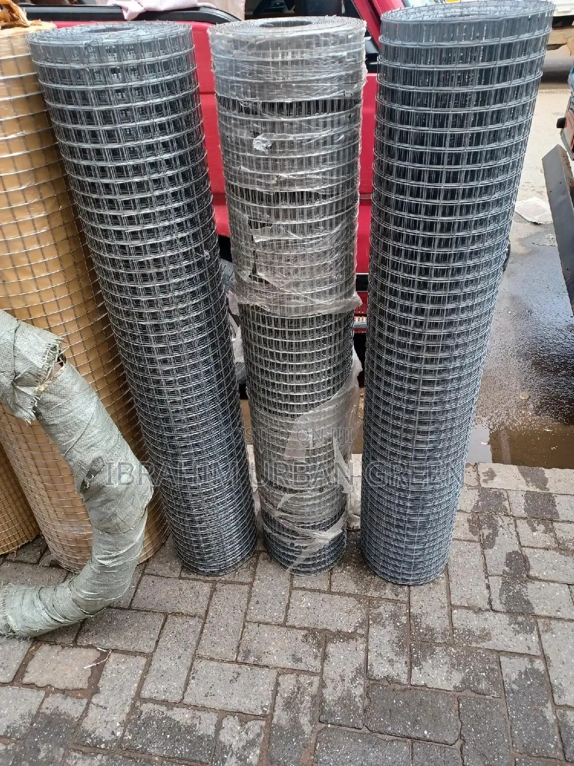 Half by One Wire Mesh