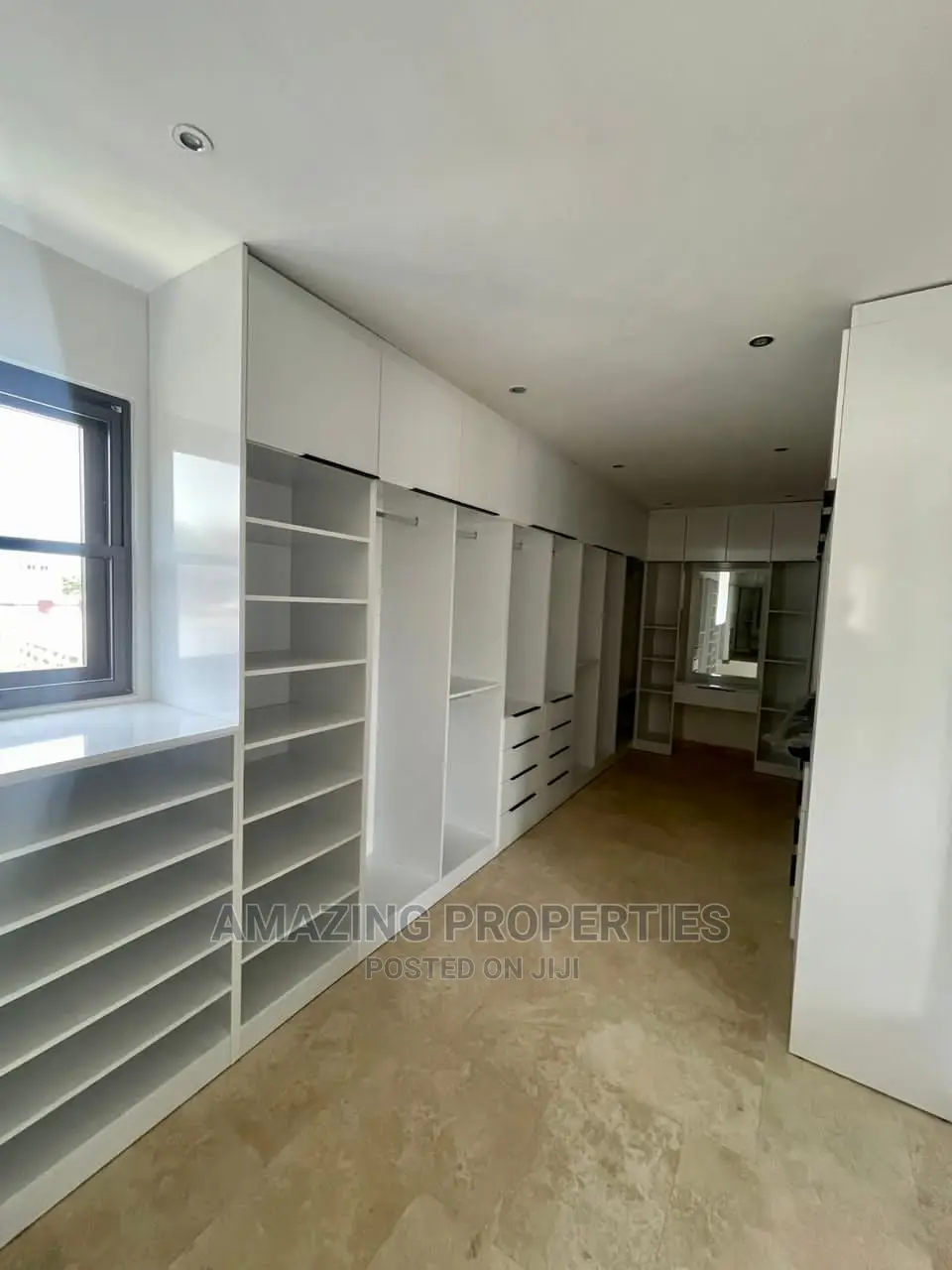 4bdrm House in Cantonments for rent