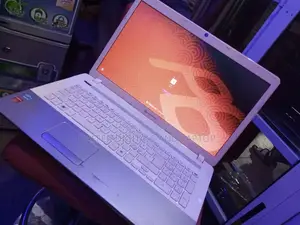New Laptop Packard Bell EasyNote ME69 4GB Intel Core I5 HDD 500GB