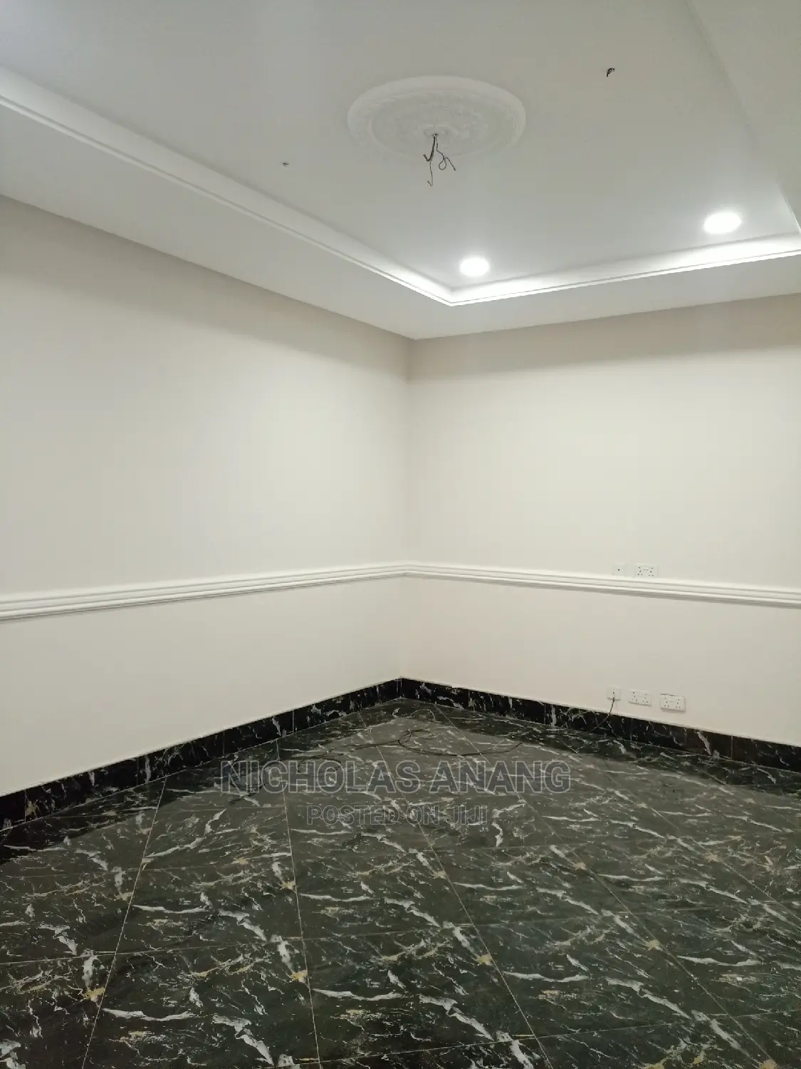 2bdrm Apartment in The Dorns Properties, New Town for rent