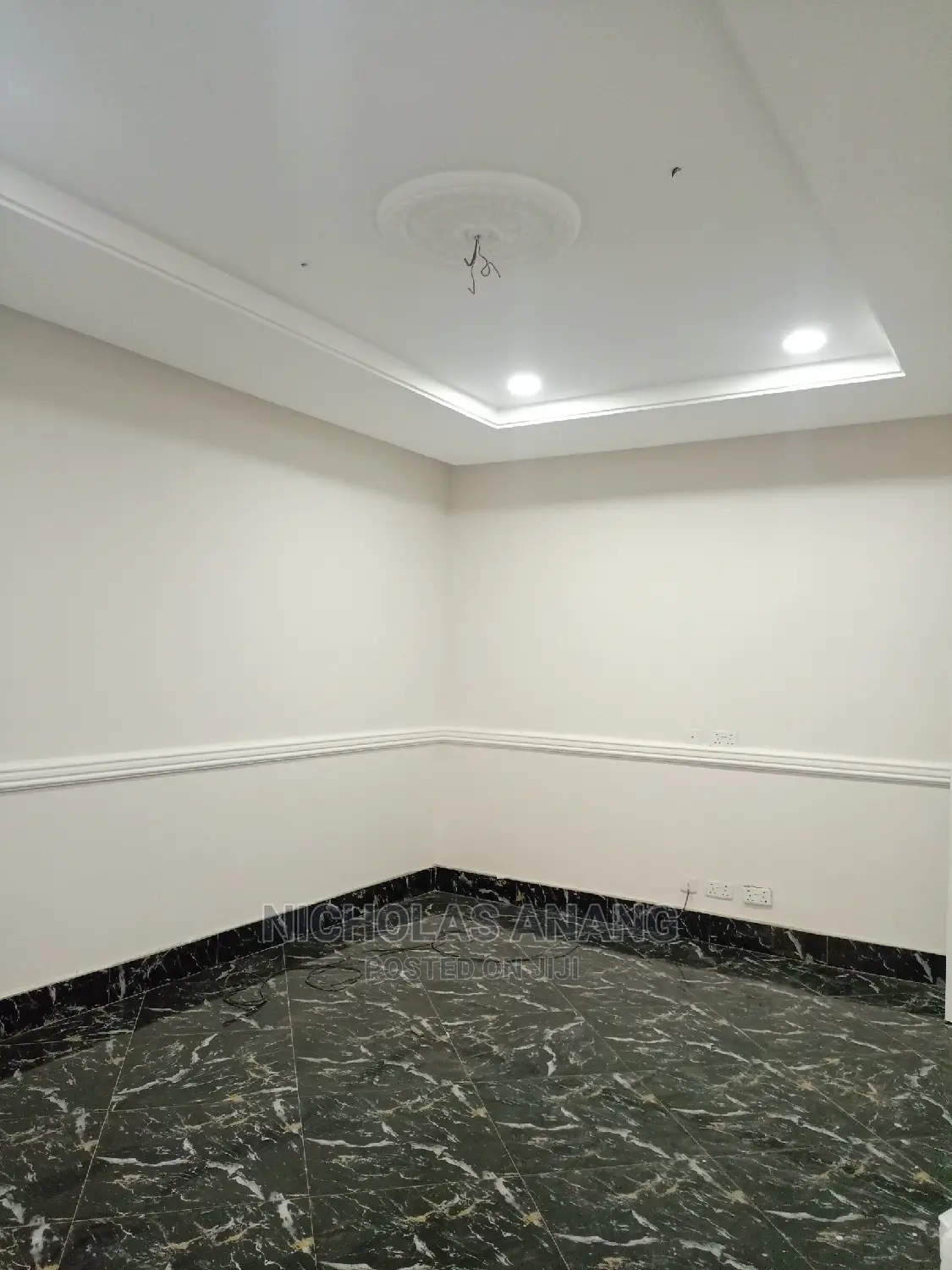 2bdrm Apartment in The Dorns Properties, New Town for rent