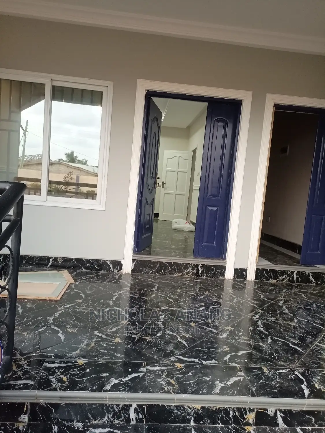 2bdrm Apartment in The Dorns Properties, New Town for rent