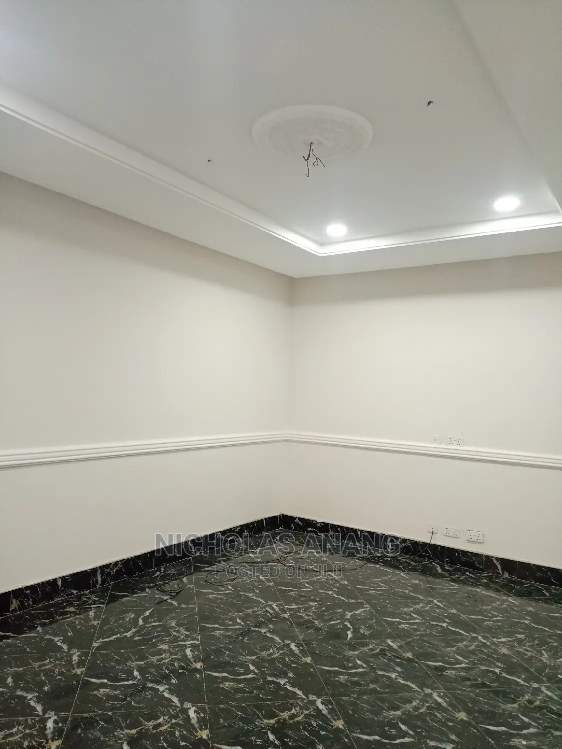 2bdrm Apartment in The Dorns Properties, New Town for rent